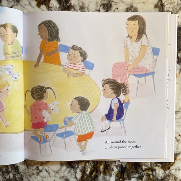 Lula and the Language of Tea by Andrea Wang - Picture 4 of 6